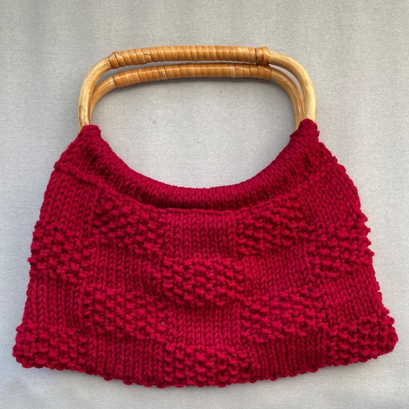 HANDCRAFTED RED KNIT PURSE HANDBAG BAG WOOD HANDLES FULLY LINED - Picture 5 of 10